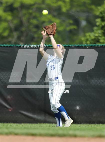 Thumbnail 2 in Marysville vs Teays Valley (OHSAA D1 District Final) photogallery.