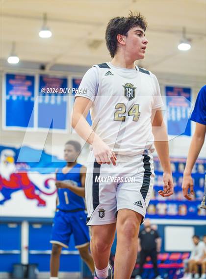 Thumbnail 1 in La Habra VS Servite photogallery.