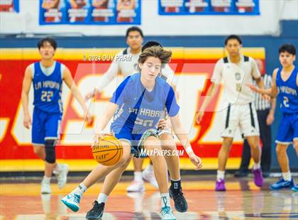 Thumbnail 3 in La Habra VS Servite photogallery.