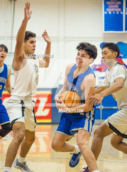Thumbnail 1 in La Habra VS Servite photogallery.