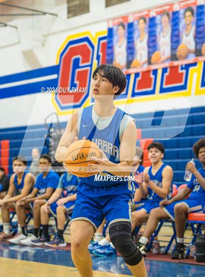 Thumbnail 3 in La Habra VS Servite photogallery.