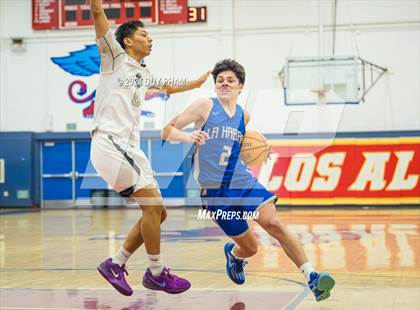 Thumbnail 3 in La Habra VS Servite photogallery.