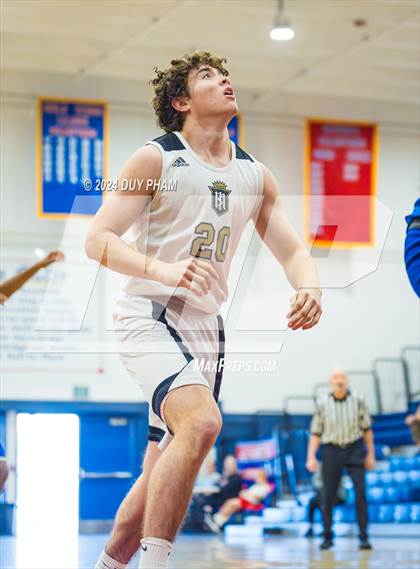 Thumbnail 3 in La Habra VS Servite photogallery.