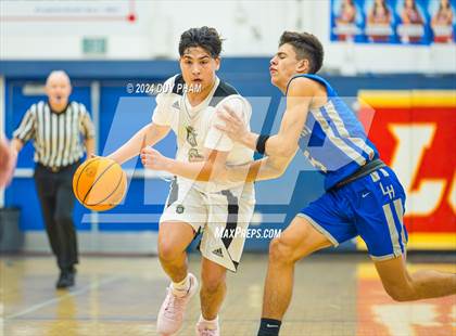 Thumbnail 2 in La Habra VS Servite photogallery.