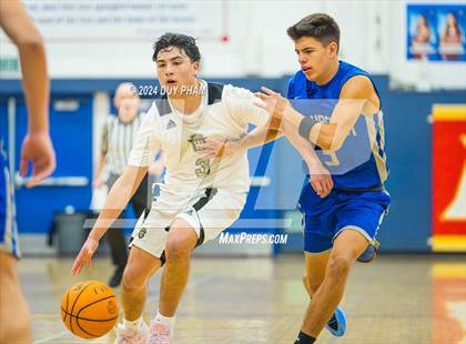 Thumbnail 3 in La Habra VS Servite photogallery.