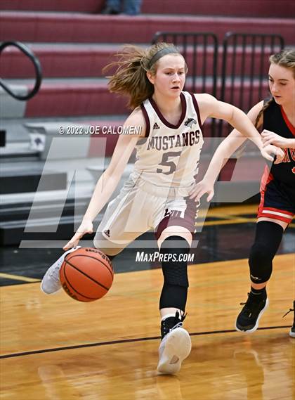 Thumbnail 2 in Lutheran vs Round Rock Christian Academy photogallery.
