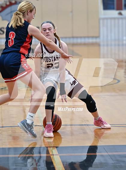 Thumbnail 3 in Lutheran vs Round Rock Christian Academy photogallery.
