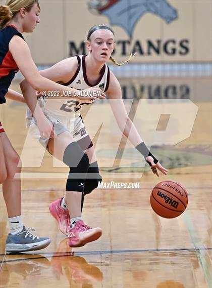 Thumbnail 3 in Lutheran vs Round Rock Christian Academy photogallery.