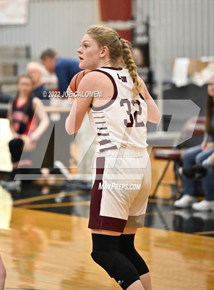 Thumbnail 3 in Lutheran vs Round Rock Christian Academy photogallery.