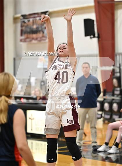 Thumbnail 3 in Lutheran vs Round Rock Christian Academy photogallery.