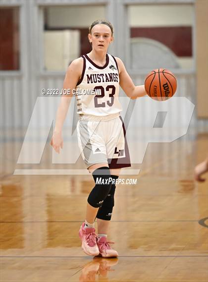 Thumbnail 3 in Lutheran vs Round Rock Christian Academy photogallery.
