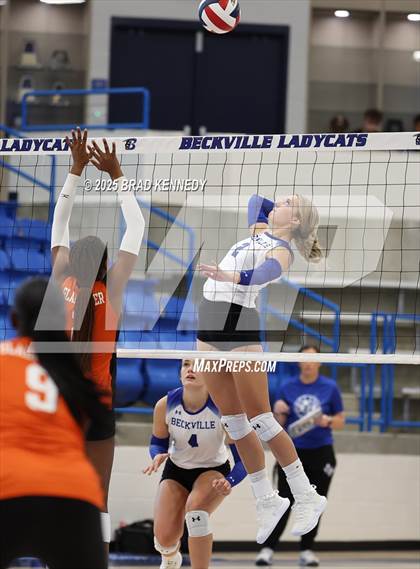 Thumbnail 3 in Gladewater @ Beckville photogallery.