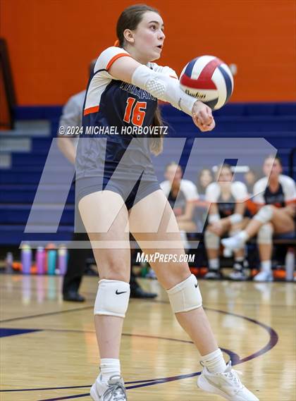 Thumbnail 2 in Lovejoy @ Wakeland photogallery.