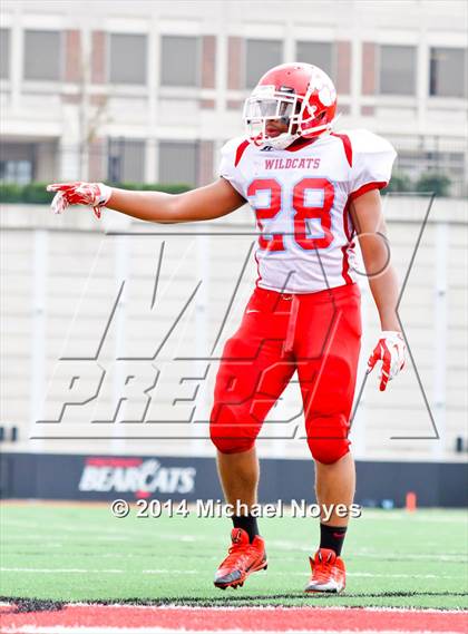 Thumbnail 2 in Bellevue @ Finneytown (2014 Crosstown Showdown) photogallery.