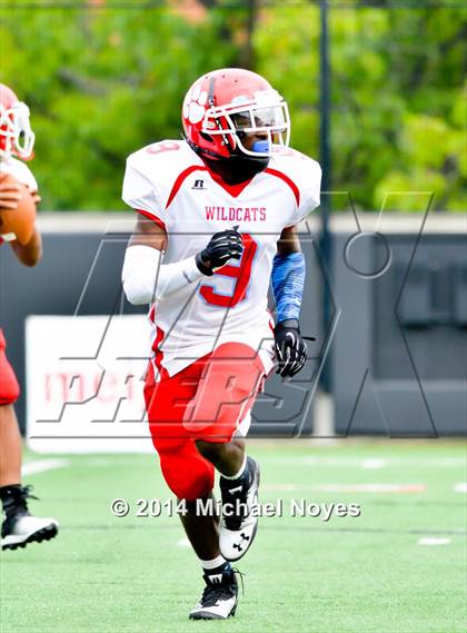 Thumbnail 3 in Bellevue @ Finneytown (2014 Crosstown Showdown) photogallery.