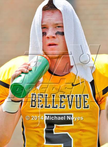 Thumbnail 2 in Bellevue @ Finneytown (2014 Crosstown Showdown) photogallery.