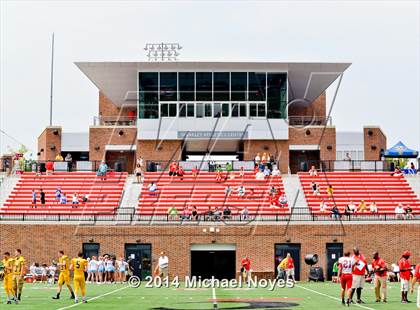 Thumbnail 1 in Bellevue @ Finneytown (2014 Crosstown Showdown) photogallery.