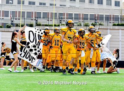 Thumbnail 1 in Bellevue @ Finneytown (2014 Crosstown Showdown) photogallery.