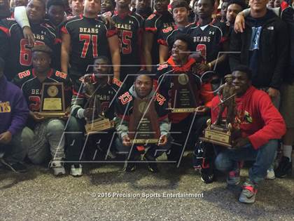 Thumbnail 1 in New Bern TOC Ceremony photogallery.