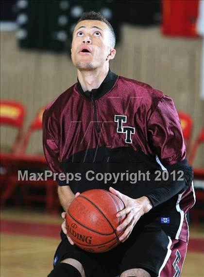 Thumbnail 3 in Perris vs. Torrance (MaxPreps Holiday Classic) photogallery.