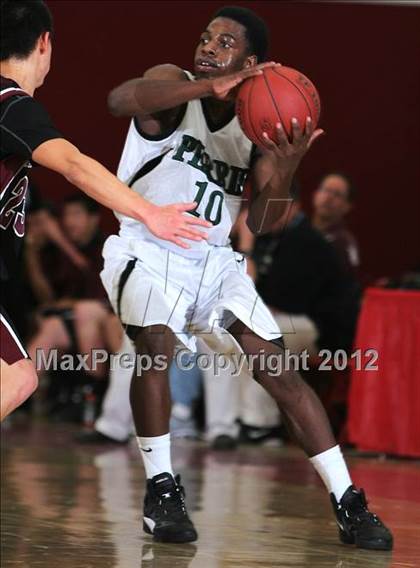 Thumbnail 1 in Perris vs. Torrance (MaxPreps Holiday Classic) photogallery.