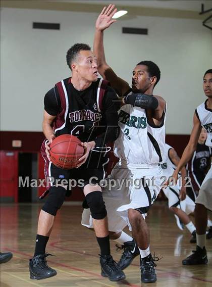 Thumbnail 2 in Perris vs. Torrance (MaxPreps Holiday Classic) photogallery.