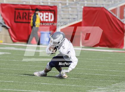 Thumbnail 3 in DeForest vs. Menasha (WIAA D3 Final)  photogallery.