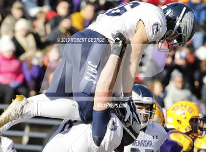 Thumbnail 3 in DeForest vs. Menasha (WIAA D3 Final)  photogallery.