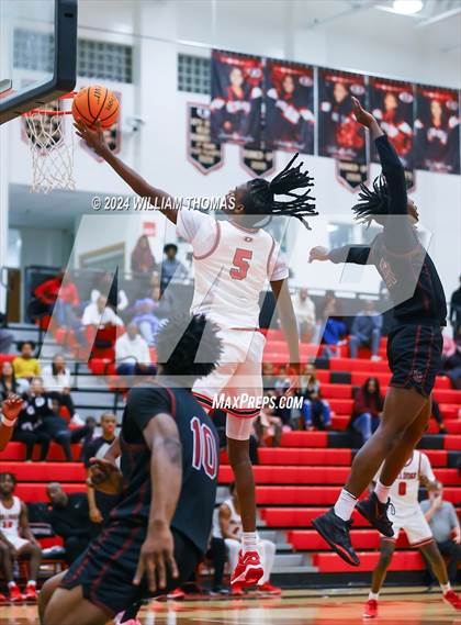 Thumbnail 2 in Union Grove @ Dutchtown photogallery.