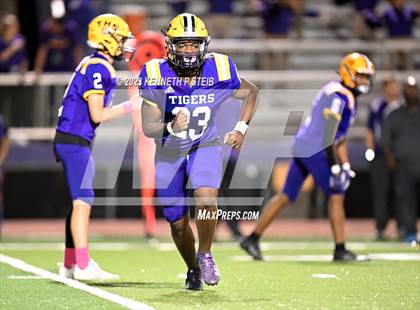 Thumbnail 3 in Hahnville @ Thibodaux photogallery.