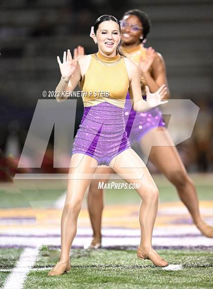 Thumbnail 1 in Hahnville @ Thibodaux photogallery.