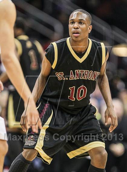 Thumbnail 2 in St. Anthony vs. St. Benedict's (Newark National Invitational) photogallery.