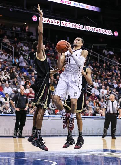 Thumbnail 2 in St. Anthony vs. St. Benedict's (Newark National Invitational) photogallery.