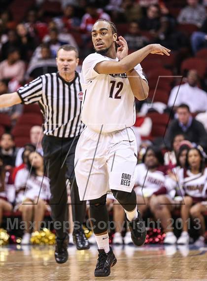Thumbnail 1 in St. Anthony vs. St. Benedict's (Newark National Invitational) photogallery.