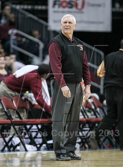 Thumbnail 1 in St. Anthony vs. St. Benedict's (Newark National Invitational) photogallery.