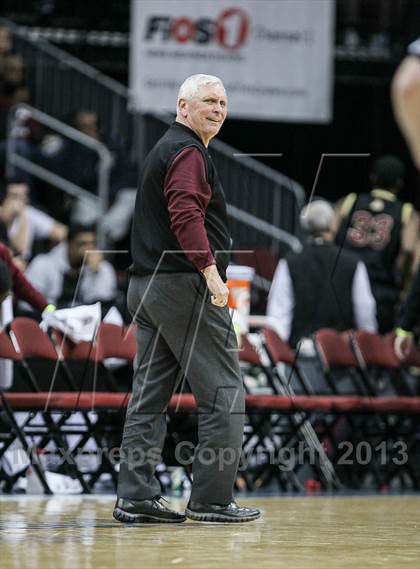 Thumbnail 2 in St. Anthony vs. St. Benedict's (Newark National Invitational) photogallery.