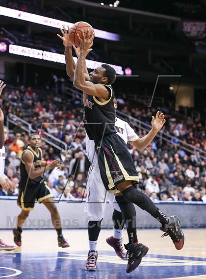 Thumbnail 3 in St. Anthony vs. St. Benedict's (Newark National Invitational) photogallery.