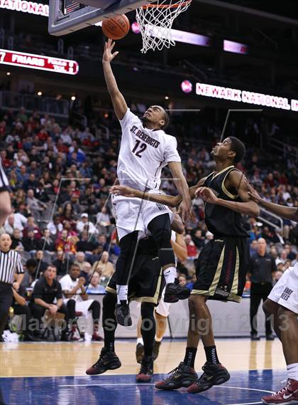 Thumbnail 2 in St. Anthony vs. St. Benedict's (Newark National Invitational) photogallery.