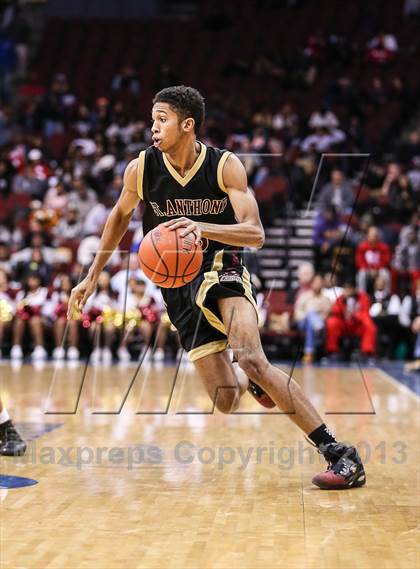 Thumbnail 1 in St. Anthony vs. St. Benedict's (Newark National Invitational) photogallery.