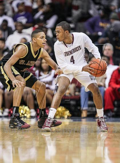 Thumbnail 3 in St. Anthony vs. St. Benedict's (Newark National Invitational) photogallery.