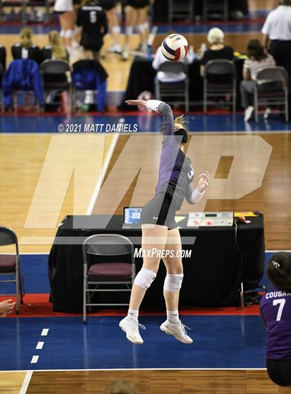 Thumbnail 1 in Wiggins vs. Sedgwick County (CHSAA 2A Final)  photogallery.