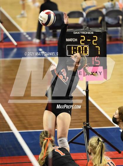 Thumbnail 2 in Wiggins vs. Sedgwick County (CHSAA 2A Final)  photogallery.