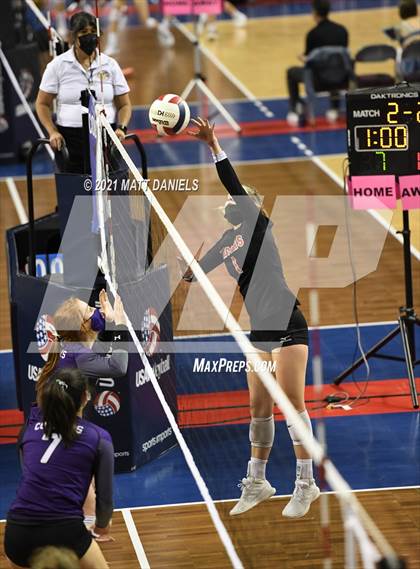 Thumbnail 1 in Wiggins vs. Sedgwick County (CHSAA 2A Final)  photogallery.
