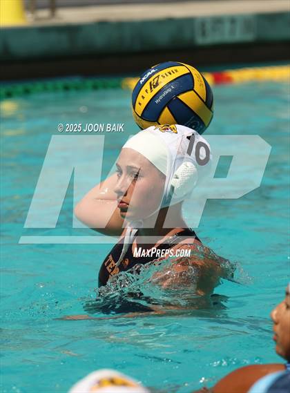 Thumbnail 3 in JV: Terra Nova @ Hillsdale (Battle of the Bay) photogallery.