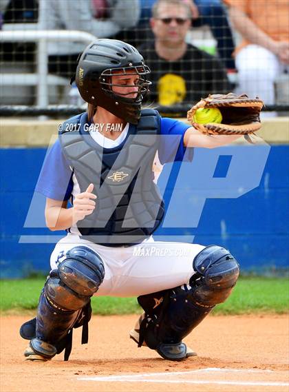 Thumbnail 3 in Red Bank vs East Ridge photogallery.