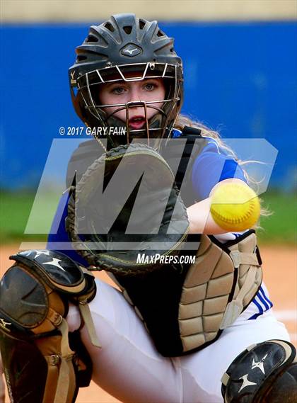Thumbnail 1 in Red Bank vs East Ridge photogallery.