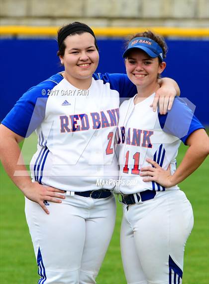 Thumbnail 3 in Red Bank vs East Ridge photogallery.