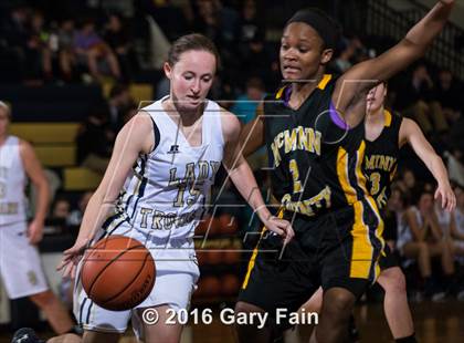 Thumbnail 1 in McMinn County @ Soddy Daisy photogallery.