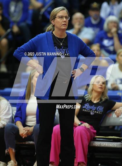 Thumbnail 1 in Conway vs. Fayetteville (AAA 6A Final) photogallery.