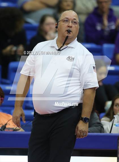 Thumbnail 3 in Conway vs. Fayetteville (AAA 6A Final) photogallery.